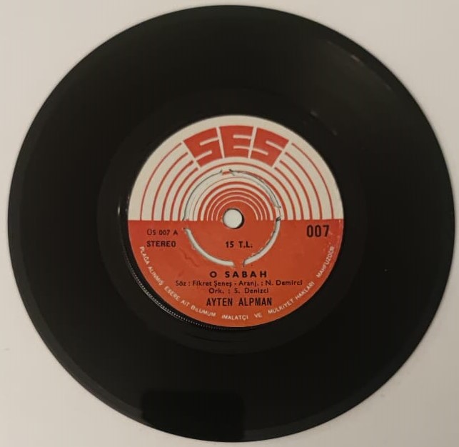 AYTEN ALPMAN BEN VARIM  O SABAH İSTANBUL GELİSİM ORKESTRASI ORJINAL 45 LİK PLAK