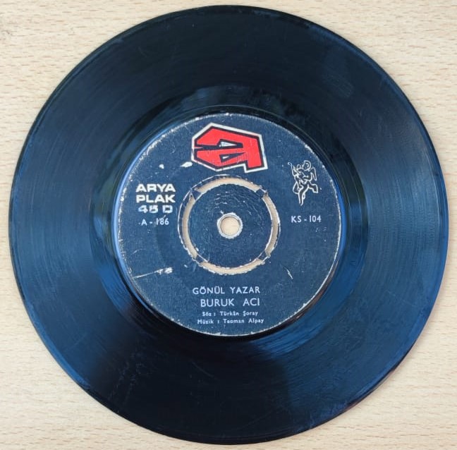 GONUL YAZAR SEN BENSİZ BEN SENSİZ BURUK ACI  45 LİK PLAK ARYA  PLAK ORJINAL