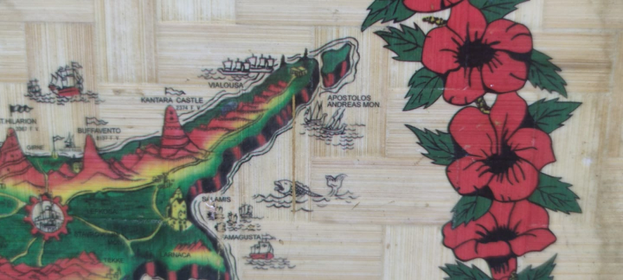 1970 KIBRIS CYPRUS RENKLİ HARİTASI BULUNAN PORSELEN TURK TİPİ FİNCAN KAHVE TAKIMI ALTI TABAK ALTI KULPLU FİNCAN