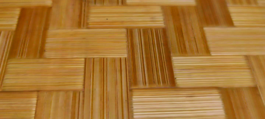 1970 KIBRIS CYPRUS UZERİNDE KIBRISIN TAMAMININ RENKLİ HARİTASI BULUNAN KIBRIS HATIRASI HASIRLAR SIKISTIRILARAK TEPSİ YAPILMIS