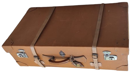 1950 SEYAHAT GARDOROP BAVUL EL DİKİS TABA RENK BAGLAMA KAYISLI  METAL KİLİT SAG VE SOL OTDA MANDALLI TASIMA KULPLU İC AYRIM PARCALI