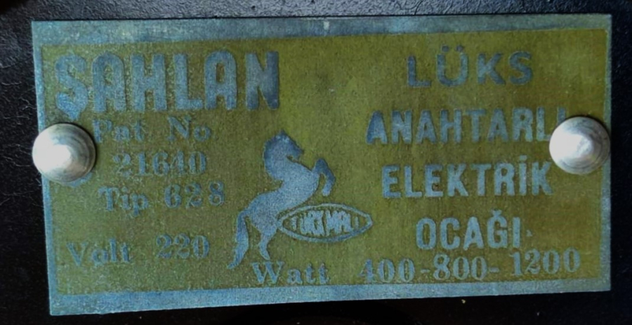 1970 SAHLAN LUX ANAHTARLI ELEKTİRİK OCAGI TİP  628 KASA EMAYA UZERİ YUVARLAK DOKUM PLEYTLİ 3 KADEMELİ ISITICI OCAK 220 VOLT 