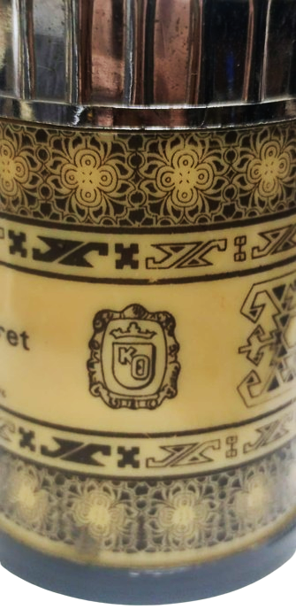 1970 SİGARA İKRAM KUTUSU İÇERSİNE KOYULAN SIGARALAR UST KAPAK CEVRİLEREK TEK TEK İCEN KİSİYE İKRAM EDİLİR