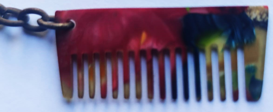 LUKSOR UFAK BOY  EBRULİ RENDE TARAK ANAHTARLIK