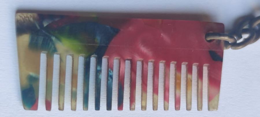 LUKSOR UFAK BOY  EBRULİ RENDE TARAK ANAHTARLIK