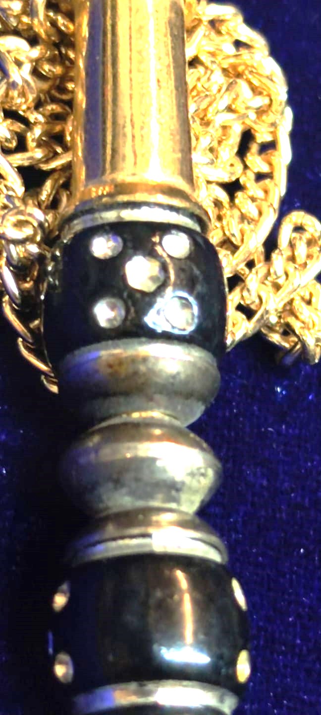 ZENNE BAYAN ZİNCİR SALLAMALI TASLI  AGIZLIK