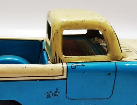 1970 NEKUR YERLİ ESKİ İLK ÜRETİMLERDEN TENEKE KAMYONET