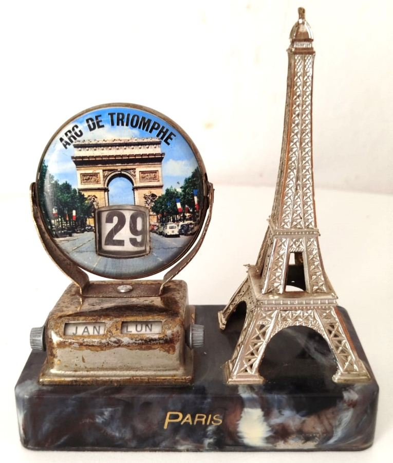 1960 ANCİEN CALENDRİER PARİS ARC DE TRIOMPHE TOUR EIFFEL MEKANİK CEVİRMELİ  TAKVİM 