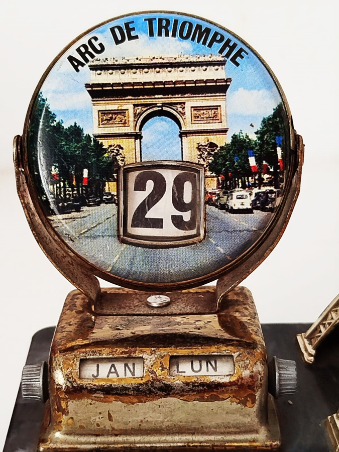 1960 ANCİEN CALENDRİER PARİS ARC DE TRIOMPHE TOUR EIFFEL MEKANİK CEVİRMELİ  TAKVİM 