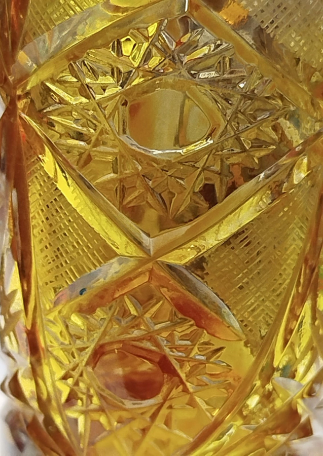 1960 KOMPLE KAPAGINA KADAR  KESME CAM KOLANYA PARFUM ŞİŞE 