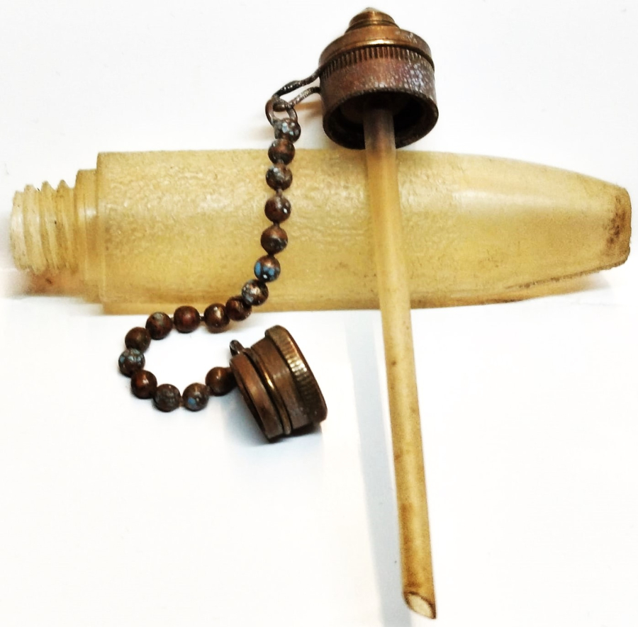 PERFUME BROVETTO 38378  LASPARFUM ESANS YAGI  ŞİSE PİRİNC ZİNCİRLİ KAPAK 