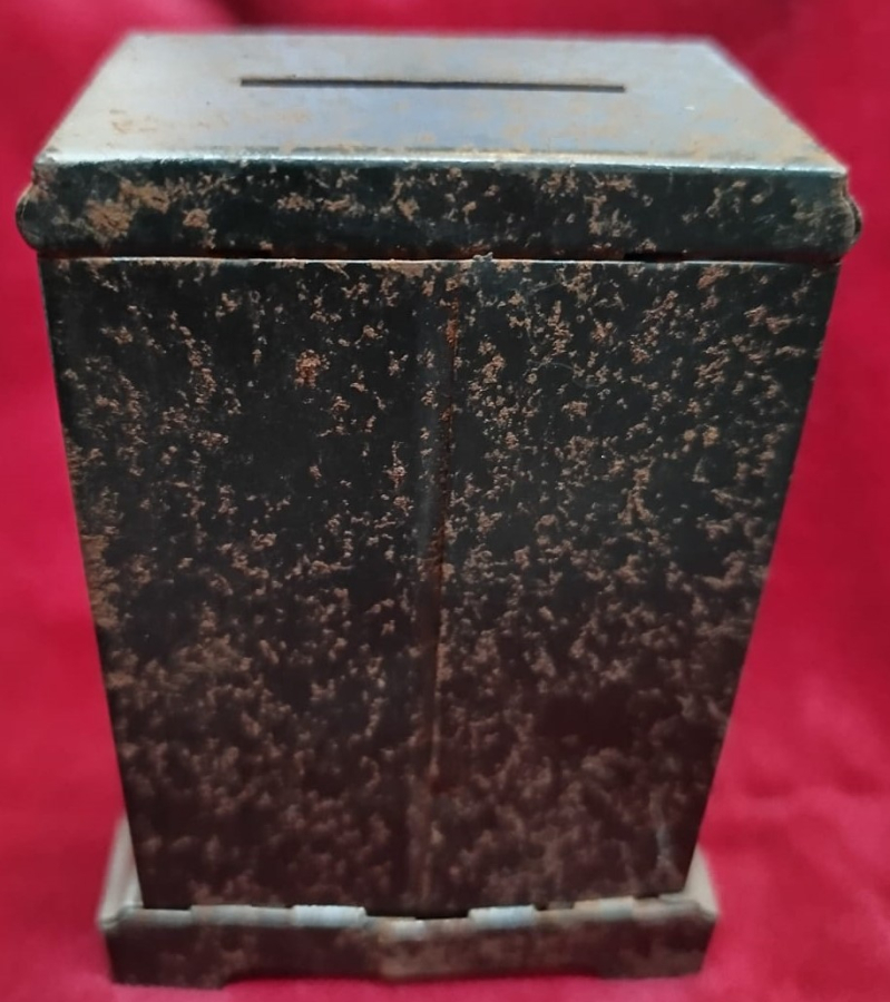 1960 COFFRE FORD JEP UNIS FRANCE METAL YESİL RENK  AYAKLI KASA KUMBARA