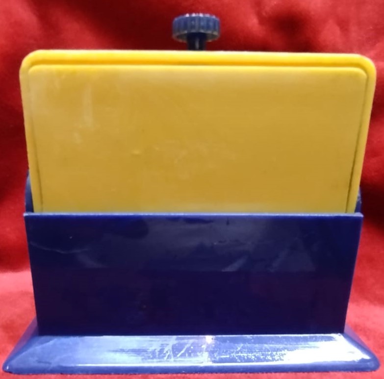 1970 SARI LACİVERT FENERBAHCE RENLERİNDE MİKA SİGARA İKRAM KUTUSU