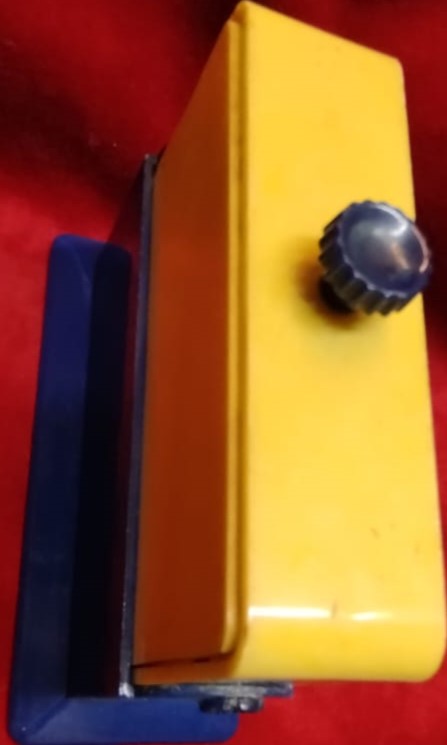 1970 SARI LACİVERT FENERBAHCE RENLERİNDE MİKA SİGARA İKRAM KUTUSU