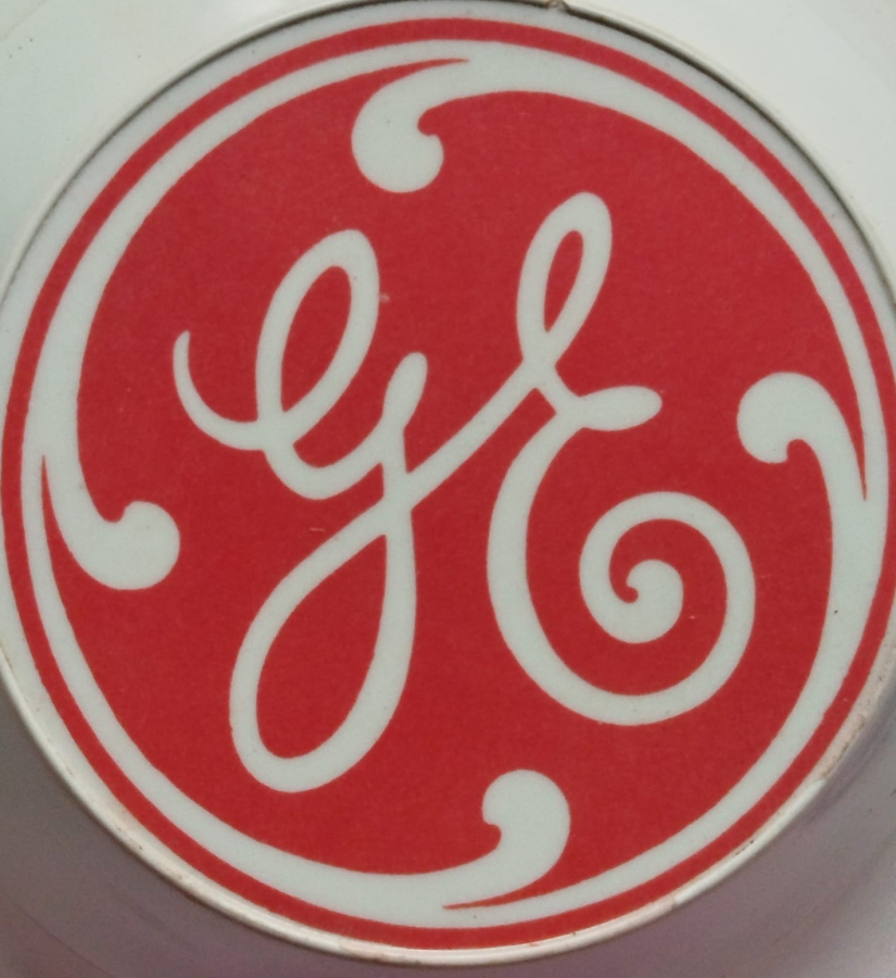 GENERAL ELECTİRİC  AMPULLERİ  VE FLUORESANTLARI BOZUK PARA UZERİ TABAGI