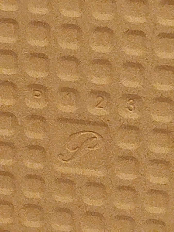 ATATURK PORTRE BEYAZ SERAMİK PANO UZERİNE SİYAH PERA SERAMİK