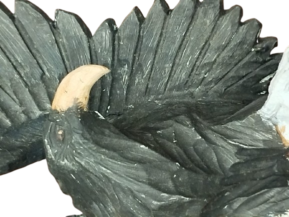  TEK PARCA AHŞAP AGACTAN YAPILMIŞ BUYUK BOYDA KAYANIN ÜZERİNE KONMUŞ KARTAL