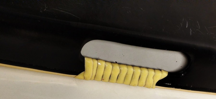 1950 JAPON SERVİS TEPSİ SİYAH LAKE GERGİS CİCEKLERİ GÖRSELLİ