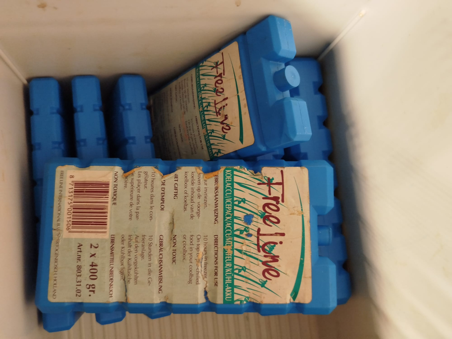 1970 STYL MERBOLİN BUZLUK KARAVAN KAMP SOUK TUTUCU 20 LİTRELİK 