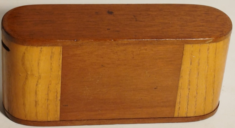 OSMANLI AHSAP UZERİ OYMA HİLAL VE YILDIZLI BOZUK VE KAGIT PARA ATMA YERLERİ OLAN  KUMBARA