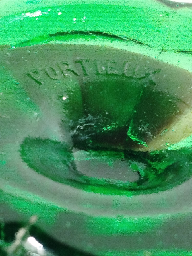 1930 PORTLEUX URANYUM YESİL AYAKLI ETLİ KALIN CAM BARDAK