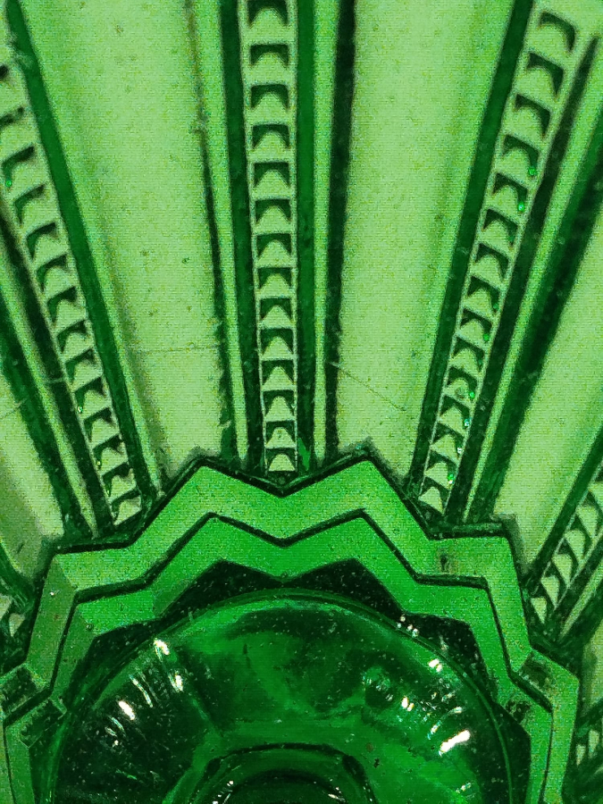 1930 PORTLEUX URANYUM YESİL AYAKLI ETLİ KALIN CAM BARDAK