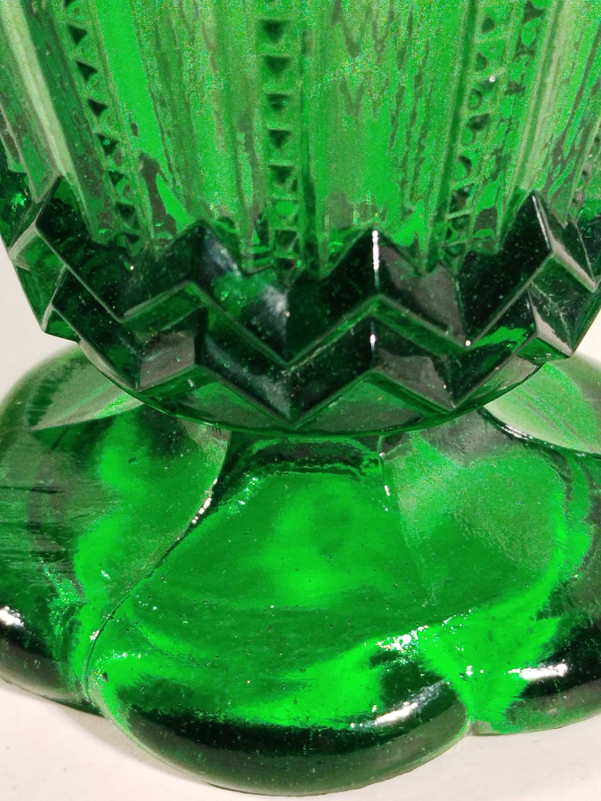 1930 PORTLEUX URANYUM YESİL AYAKLI ETLİ KALIN CAM BARDAK