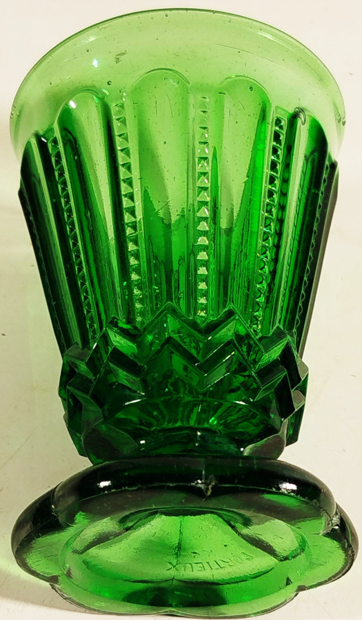 1930 PORTLEUX URANYUM YESİL AYAKLI ETLİ KALIN CAM BARDAK