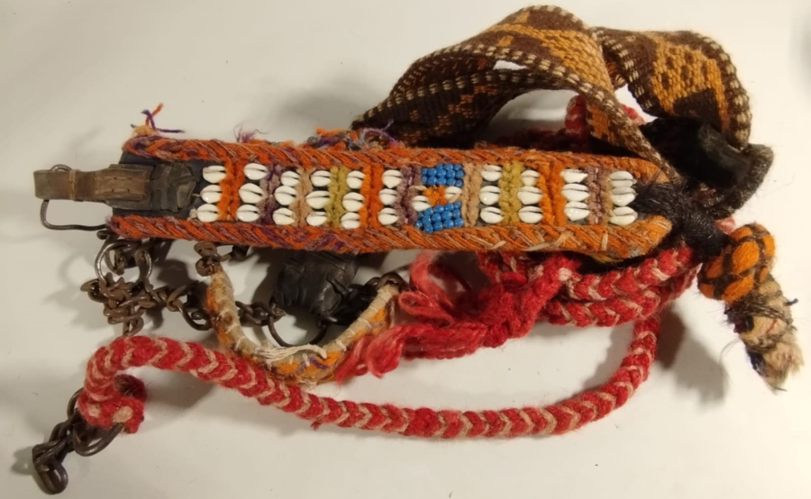 SAMAN YORUK DEVE BOYUNDURUK TAMAMI KOK BOYA YUN KECE EL YAPIM