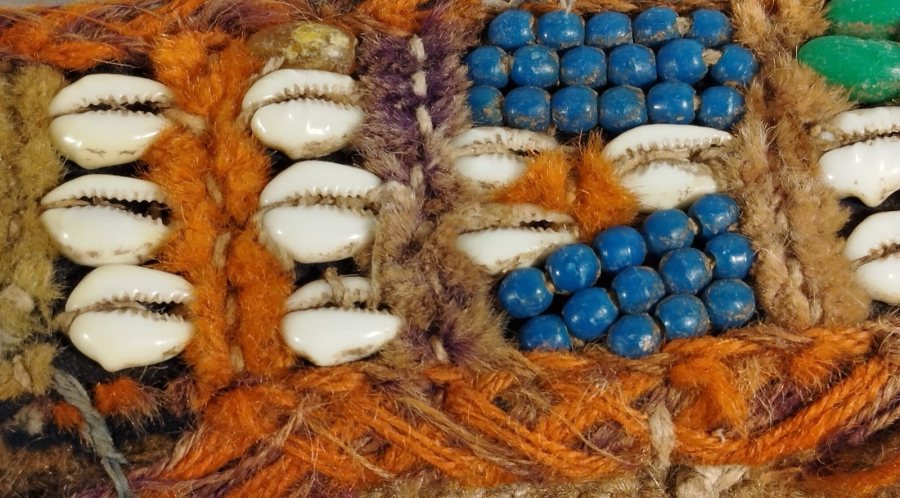 SAMAN YORUK DEVE BOYUNDURUK TAMAMI KOK BOYA YUN KECE EL YAPIM