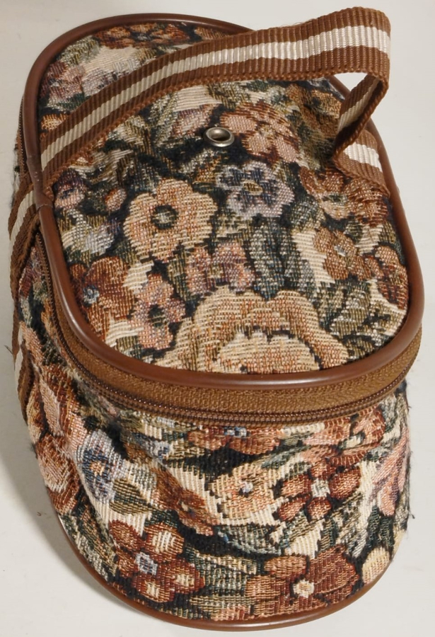 1970 GOBLEN CANTA CİFT CEKME FERMUARLI TASİMA KULPLU