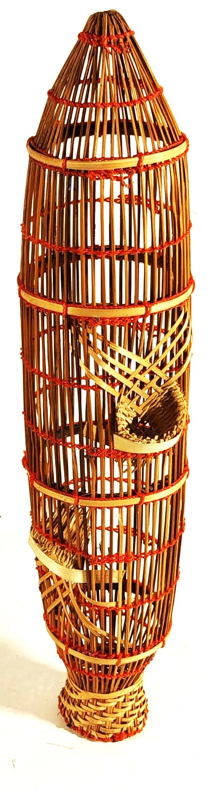 BALIK YAKALAMA DURGUN  SULAR NEHİR DERE GÖL İÇİN BAMBU EL YAPIM BALIK YAKALAMA TUZAK