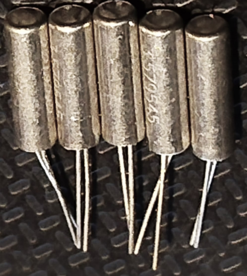 3.579545 MHZ  KRİSTAL OSİLATOR 5 ADET POSETDE ORJINAL