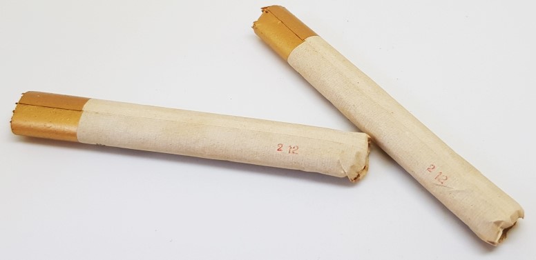 OSMANLI DÖNEMİ ALTIN UCLU İKİ ADET  REGİE TURQUE SELAM İÇİLMEMİŞ SİGARA  