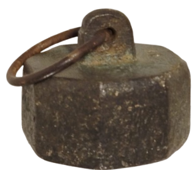 OSMANLI ALTI KOSELİ BRONZ AGIRLIK  KULPLU BİR OKKA UZERİ CİFT HİLAL