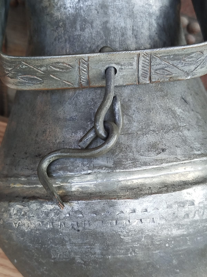 OSMANLI EL DÖGME BAKIR PİRİNC MUSLUKLU SEYYAR GEZİCİ SOKAK BERBERLERİN KULLANDIGI CESME