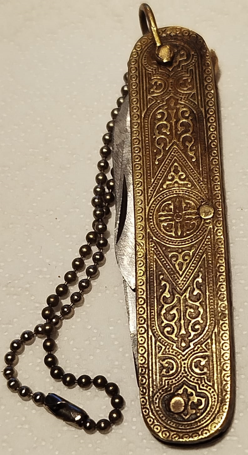 1950 ORJİNAL SÜRMENE EL DÖGME CİFT AGIZLI CELİK CAKI PASLANMAZ VE DIŞ KISMI PİRİNC