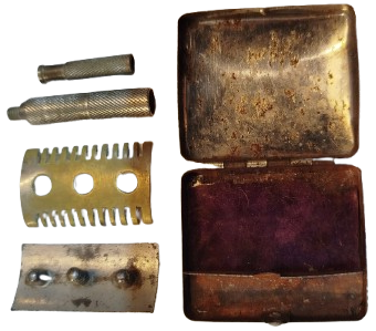 1920 İNGİLİZ SEYEHAT TRAŞ MAKİNE SI METAL KAPAKLI KUTUSUNDA SÖKÜLÜK TAKILABİLEN 5 PARCALIK TAKIM