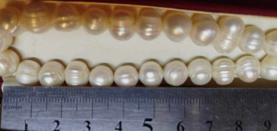 ORJINAL BAROK BEYAZ RENK İNCİ BAYAN KOLYE 51 İNCİ TANESİNDEN OLUSMAKTA