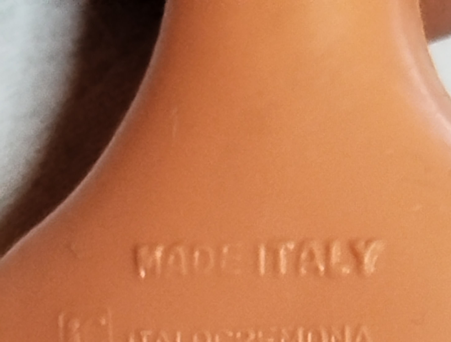 1976 İTALYAN BEBEK ELBİSELİ FUL AKSESUARLI OYUNCAK KIZ 