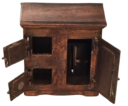 1970 MİNYATÜR METAL  DOKUM GARDORAP MODELİ KAPILI DOLAP FORMUNDA KURSUN KALEM ACACAGI