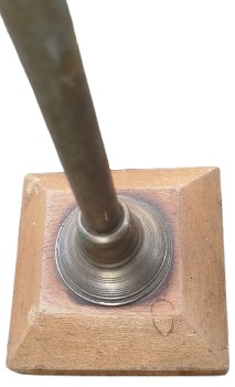 OSMANLI MASA UZERİ OSMANLI AY YILDIZ PİRİNC AHSAP TABANLI PİRİNC METAL BAYRAKLI FLAMA