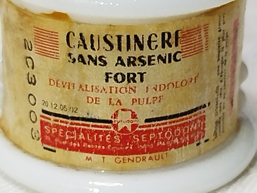 1920 OPAL CAM SİSE SEPTODONT CAUSTINERP SANS ARSENİC FORT DİS BEYAZLATICI