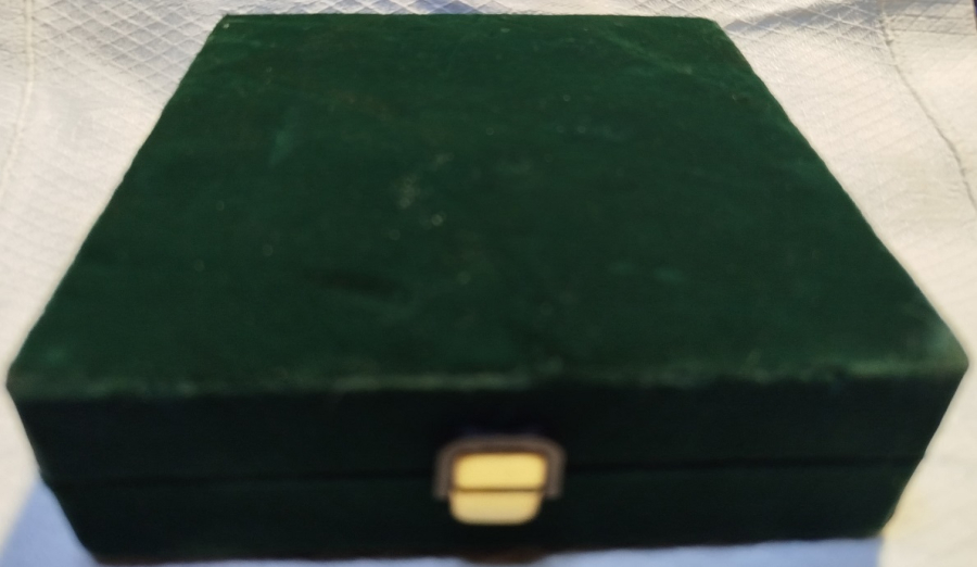 1982 NADİR SICAK MİNELİ  FENERBAHCE SPOR KULUBU LEGOLU 75 YIL HATIRASI BRONZ MİNELİ 43 YILLIK MADALYA