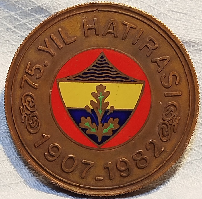 1982 NADİR SICAK MİNELİ  FENERBAHCE SPOR KULUBU LEGOLU 75 YIL HATIRASI BRONZ MİNELİ 43 YILLIK MADALYA