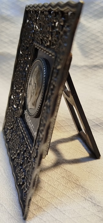 CERCEVE İCİNDE K ATATURK  GUMUS KAPLAMA  KABARTMA 