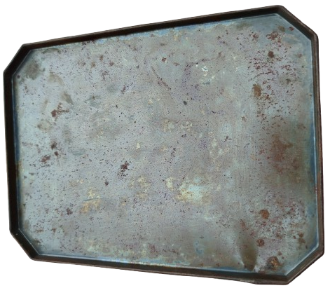 1970 KAPAKLI TENEKE KUTU ÜZERİNDE SANATCI ESEN PUSKULLU RESİMLİ KUTUNUN DORT KISMIDA RESİMLİDİR 