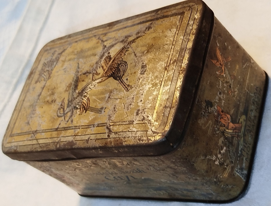 1940 ALBAYRAK MUSTAFA NEZİH İSTANBUL TENEKE KAPAKLI CAY KUTUSU DİKDORTGEN FORMDA