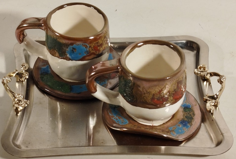 SANATCI EL YAPIM CİFT TABAKLI TEPSİSİNDE FİNCAN 