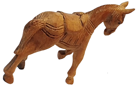 EL YAPIM AHSAP TEK PARCADAN YAPILMIS UZERİ OYMALI YILKI AT